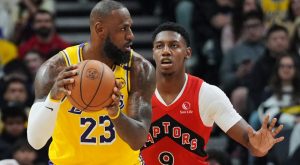 Ở trận đấu thứ 75 gặp Toronto Raptors diễn ra sáng nay, LeBron James đã giành chiến thắng thứ 57 trước đội bóng Canada